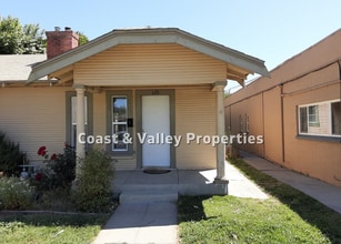Building Photo - 120-122 N. Mildred Avenue, King City, CA 9...