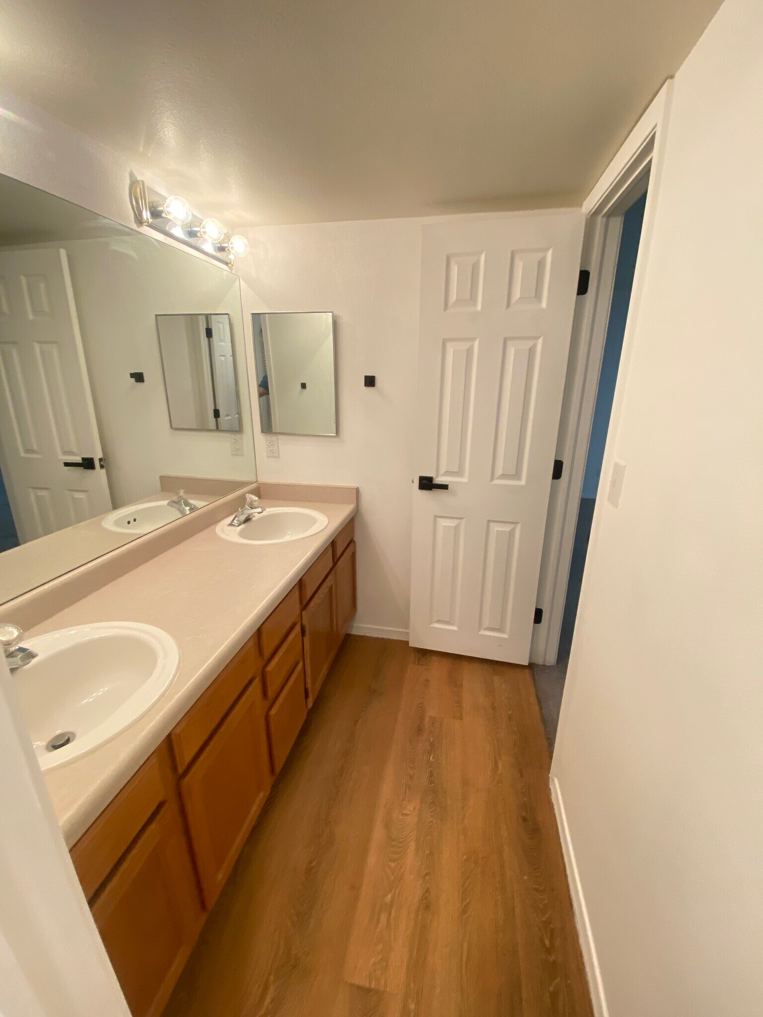 Building Photo - 1223 Gumwood Dr