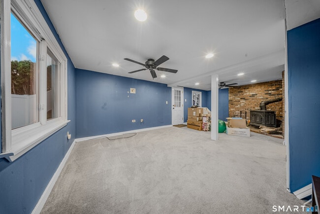 Building Photo - 67 Beecher Ave