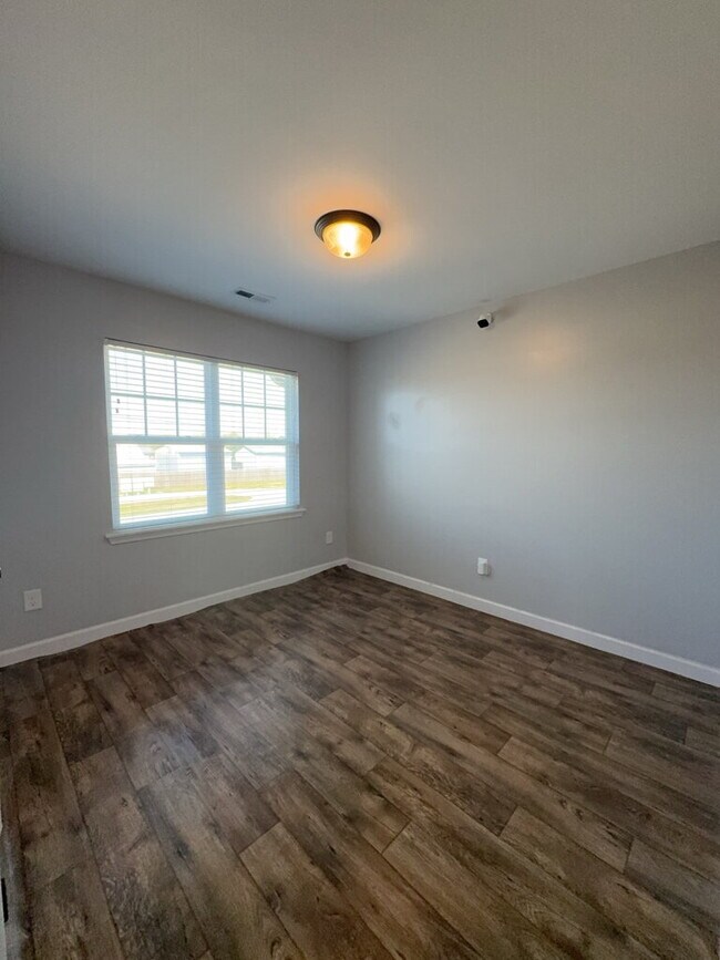 Building Photo - 101 Barnhouse Rd