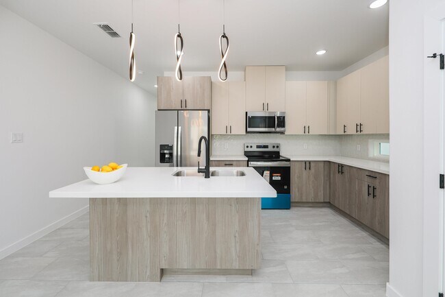 Building Photo - 8218 Casa Verde Rd