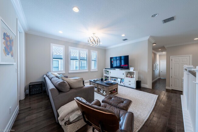 Building Photo - 9368 Eden Roc Ct