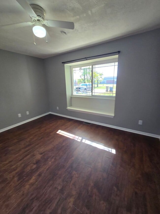 Building Photo - Three Bedroom Home Located in Pike Township near Georgetown and 52nd Street!!!