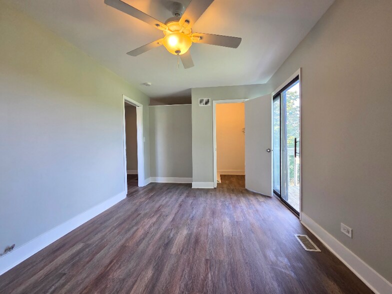 Building Photo - 1672 Cornell Dr