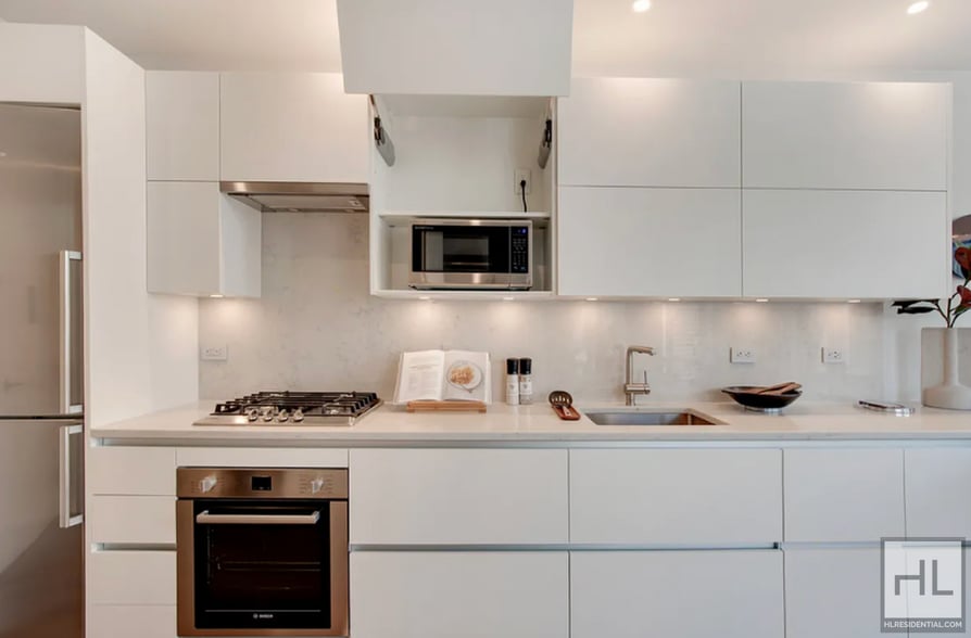 Building Photo - East 44th Street