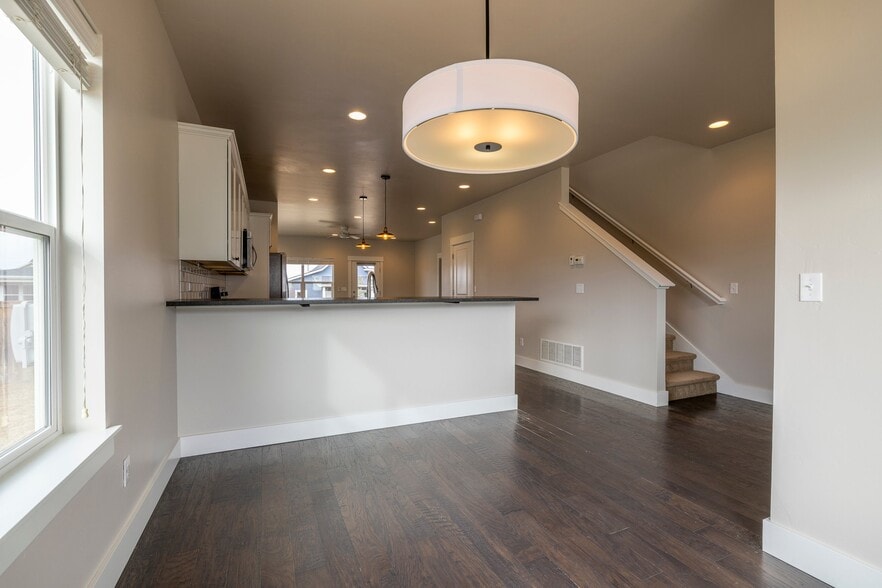 Building Photo - 3447 Monida St