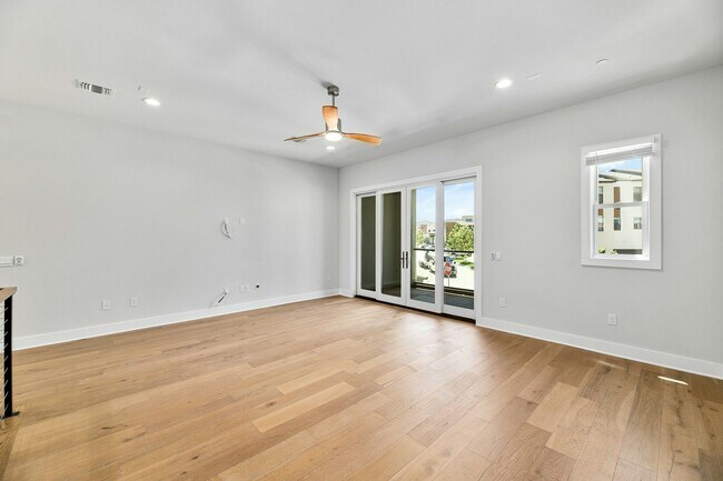 Building Photo - 4611 Unity Cir