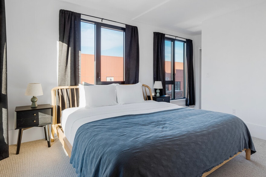 Building Photo - 1288 Howard St