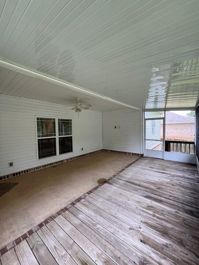 Building Photo - 112 Bellwood Trail