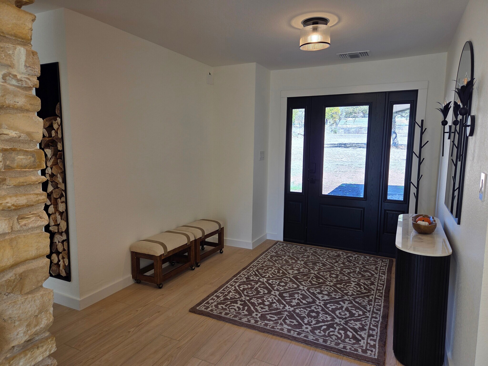 Building Photo - 10717 Deer Canyon Rd