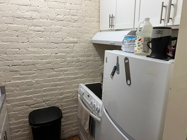 Building Photo - 882 Huntington Ave