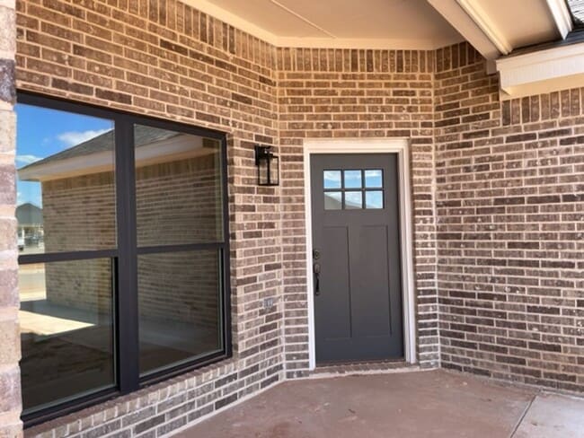 Building Photo - 412 Big Sky Loop
