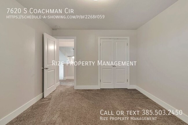 Building Photo - 7620 Coachman Cir