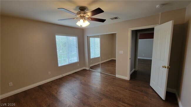 Building Photo - 453 Temple Canyon Pl