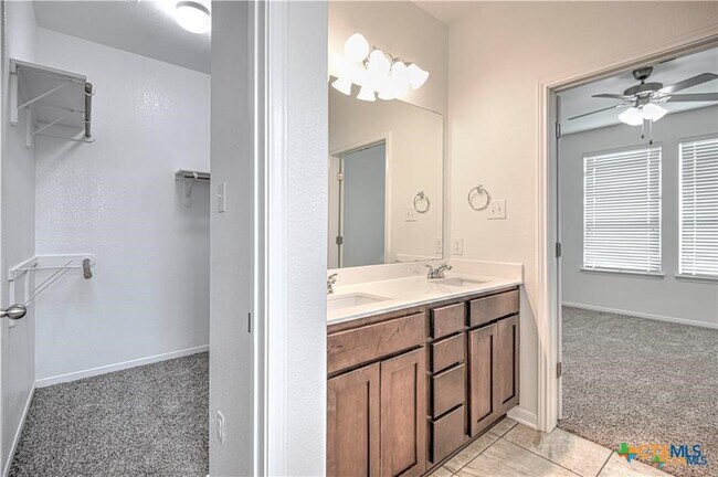 Building Photo - 1070 Spring Terrace Loop