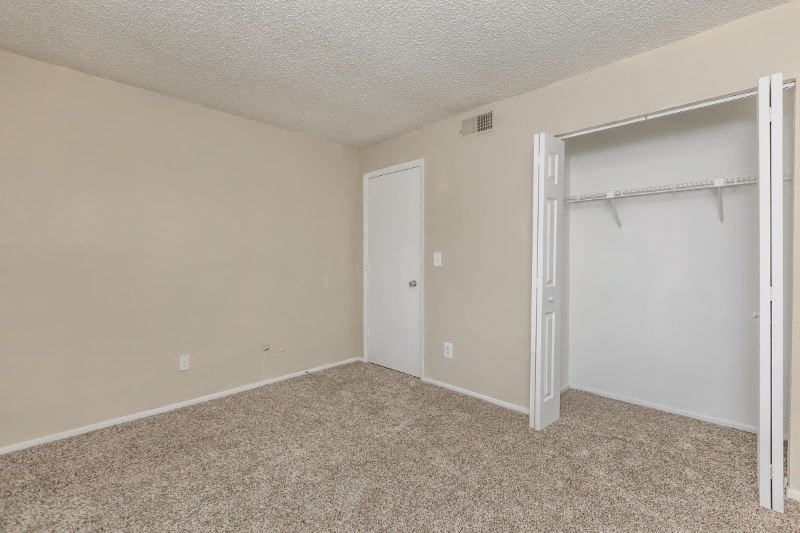 Building Photo - 7770 Starkey Rd