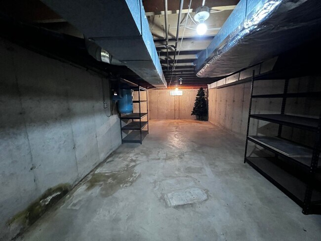 Building Photo - Spacious Home with Remodeled Open-Concept Kitchen, Water Utilities Included. VERONA Schools