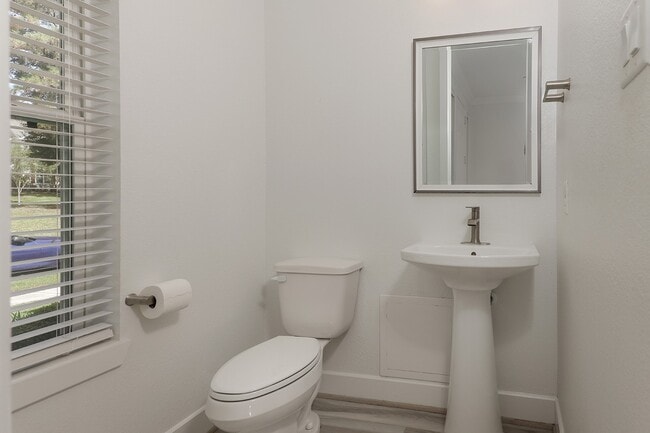 Building Photo - 154 Kendrick Pines Blvd