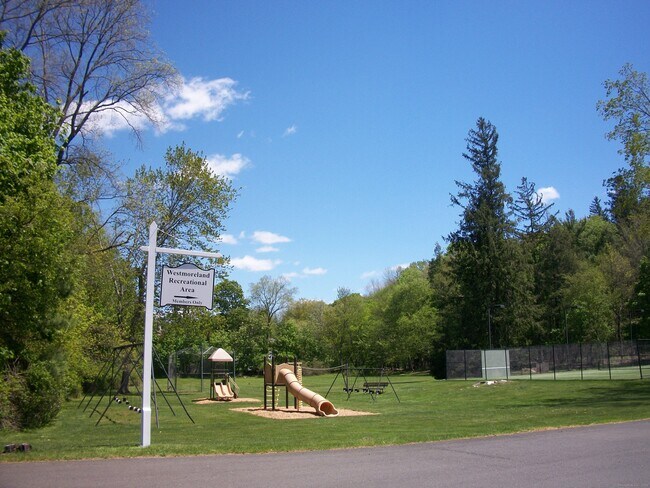 Building Photo - 125 Remington Rd