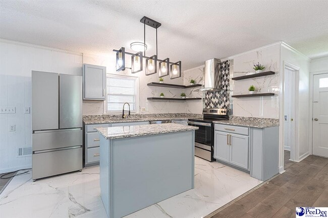 Building Photo - 2318 W Heron Dr