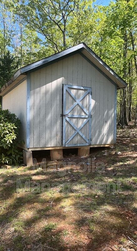 Building Photo - 7101 Mountain Rd