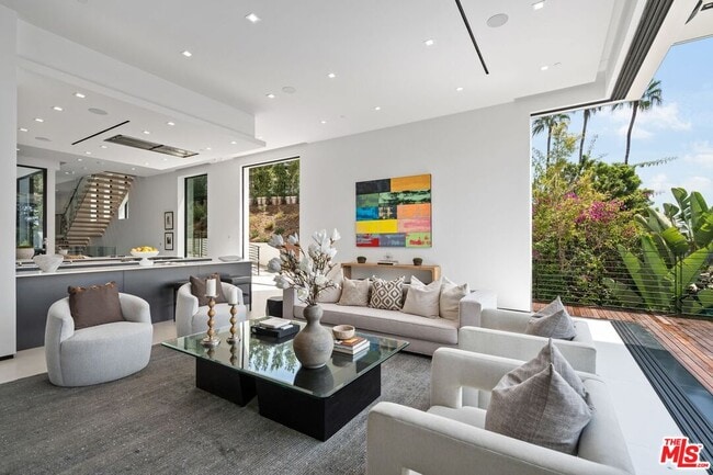 Building Photo - 1200 Angelo Dr