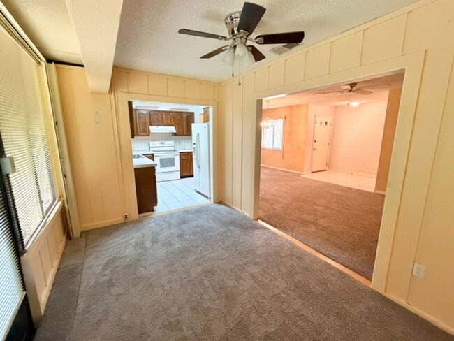 Building Photo - Orange City  - 2 Bedroom, 2 Bathroom – $1,550.00- 55+ Community