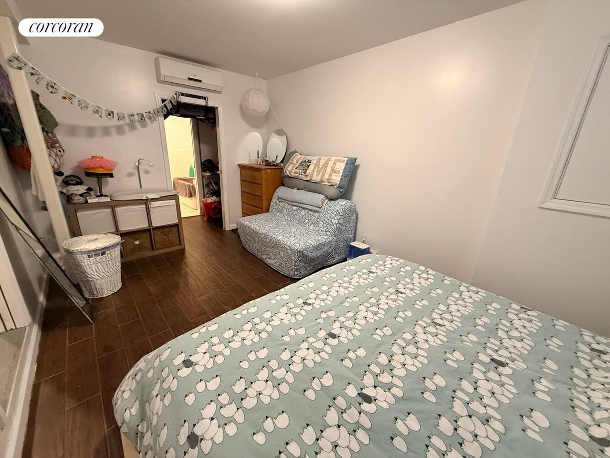 Building Photo - 1360 Prospect Pl