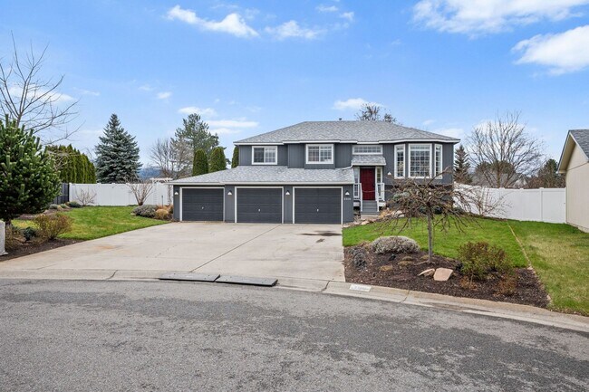 Building Photo - Gorgeous Liberty Lake 5 Bedroom Home!