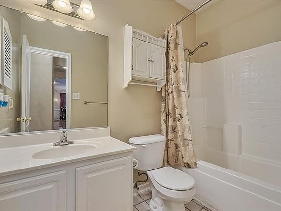 Building Photo - 2923 Drum Point Crescent