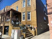 Building Photo - 1402 8th St