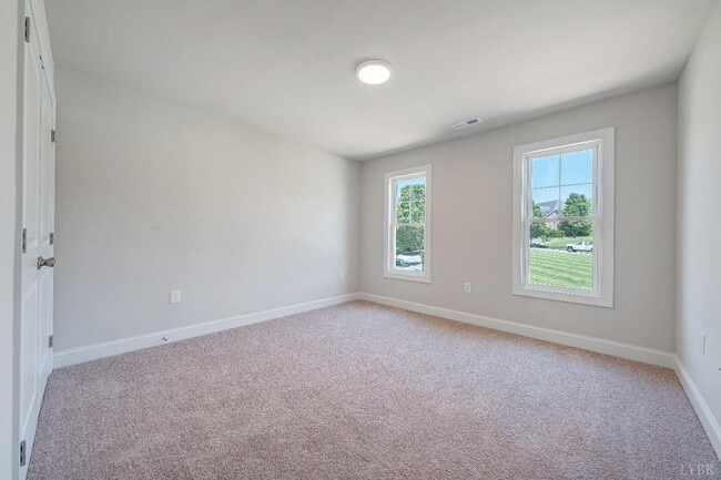 Building Photo - 84 Shotman Rd