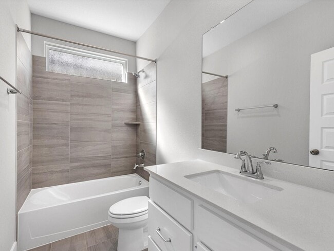 Building Photo - 10715 Verdant Hl