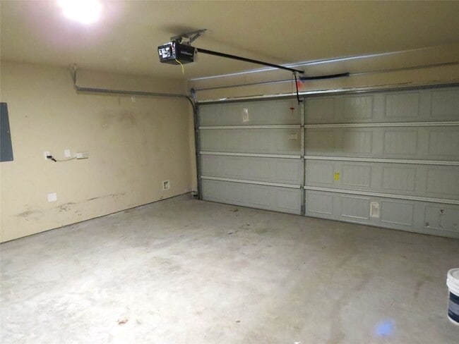 Building Photo - 9506 Paloma Creek Dr