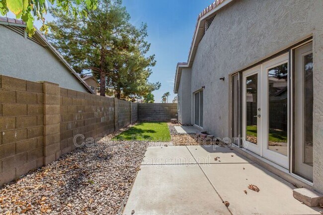 Building Photo - 4617 E Scott Ave