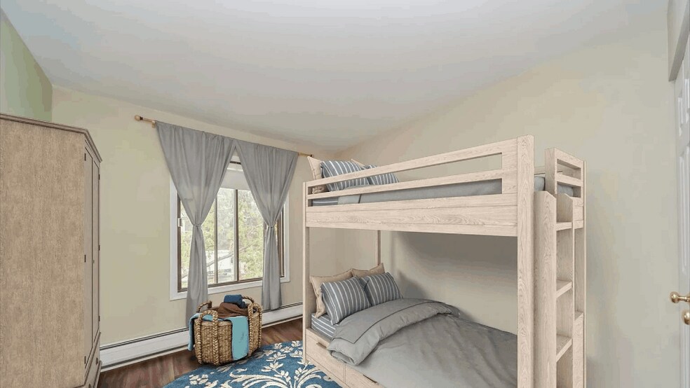 Building Photo - 239 W Court of Shorewood