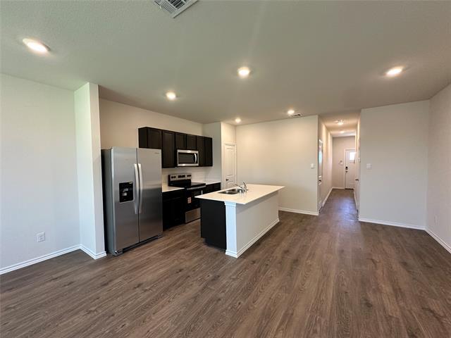Building Photo - 634 White Ash Dr
