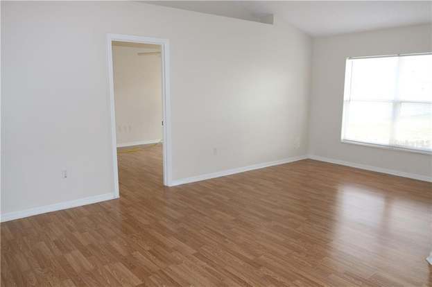 Building Photo - 208 Abbotsbury Dr