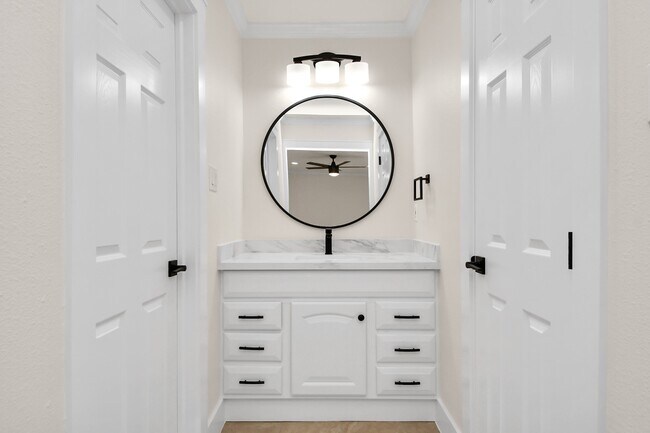 Building Photo - 14647 Perthshire Rd