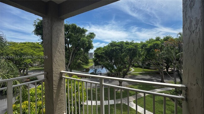 Building Photo - 1760 Palm Cove Blvd