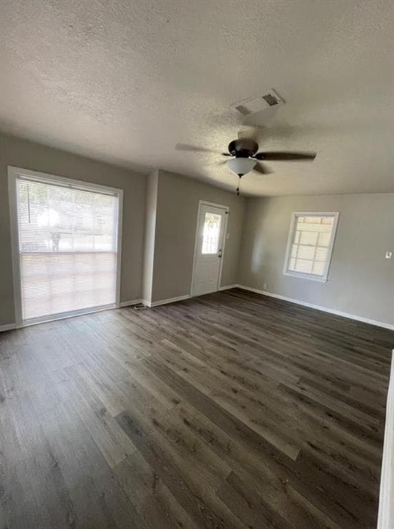 Building Photo - 606 Marshall St