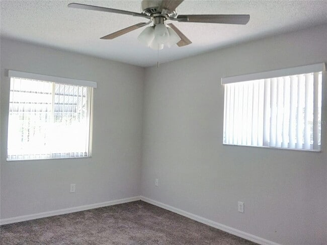 Building Photo - 1055 S Cooper Dr