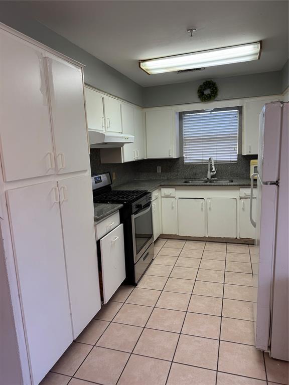 Building Photo - 8214 Beechnut St