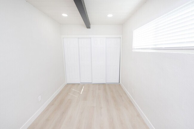 Building Photo - 2813-15 46th St