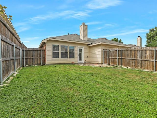 Building Photo - 4700 Brighton Dr