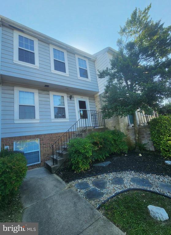 Building Photo - 9139 September Ln