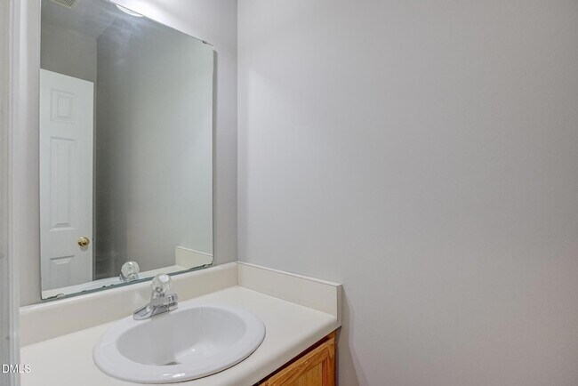 Building Photo - 4636 Vendue Range Dr