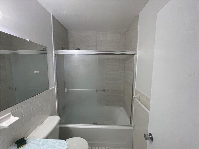 Building Photo - 2359 Finlandia Ln