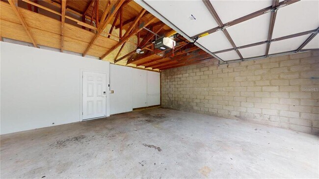 Building Photo - 202 Pine Cone Trail