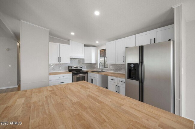 Building Photo - 3500 S Tomahawk Rd